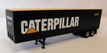 Load image into Gallery viewer, MTH 30-7697 Caterpillar Flat Car w/ 40' Trailer O gauge 2001 CAT TOFC C-8 train
