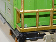 Load image into Gallery viewer, Lionel 517 Standard gauge Caboose Pea Green Red 1932 COPPER journals LIGHTED
