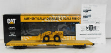 Load image into Gallery viewer, MTH 20-98796 Caterpillar O Premier Flat Car w/ CAT 966A Traxcavator #140820 1/48
