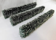 Load image into Gallery viewer, Department 56 #52662 Village Accessories Flexible Frosted Sisal Hedge Set of 3 Landscape New
