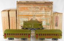 Load image into Gallery viewer, Lionel #347E BOXED Set w/ 8E Standard gauge passenger Set Olive w/ RED plates &amp; trim 337 338 1920s Prewar (Copy)
