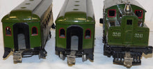 Load image into Gallery viewer, Ives #700 BOXED Standard Gauge Passenger Set 3241 Green 184 186 Clean &amp; Running
