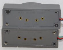 Load image into Gallery viewer, MTH 40-1020 1021 PAIR RealTrax RH/LH Switches 072 O Used Works great C7 +INSTRUCTIONS
