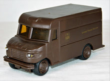 Load image into Gallery viewer, UPS Truck P-600 Brown Delivery Truck Boxed 1977 rolling door 5.5&quot; Replica
