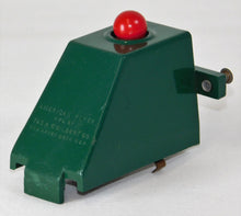 Load image into Gallery viewer, American Flyer 730 Illuminated Bumper Green Lights up complete original 1950s S

