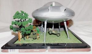 Menards 279-8287 War of the Worlds ARMY vs. UFO Aliens Flying Saucer Jeep Ogauge