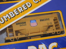 Load image into Gallery viewer, K-Line K-6724A Union Pacific Ore cars 4 pack w/ coal loads SEALED C-9 O Yellow UP
