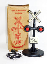 Load image into Gallery viewer, MARX Twin Light Crossing Flasher #423 Accessory With Box Red Lights + track clip
