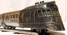 Load image into Gallery viewer, Lionel Prewar FLYING YANKEE set 616 617x2 618 Chrme articulated streamliner Runs
