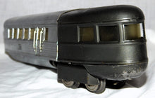 Load image into Gallery viewer, Lionel Prewar FLYING YANKEE set 616 617x2 618 Chrme articulated streamliner Runs
