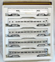 Load image into Gallery viewer, MTH MT 20-6501 New York Central O Premier 5Car 70&#39; Aluminum Passenger Set PLATED
