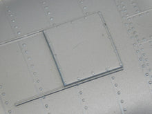 Load image into Gallery viewer, Lionel 6-18043 C&amp;O Chessie Semi-Scale Hudson Streamlined Steam Locomotive 4-6-4
