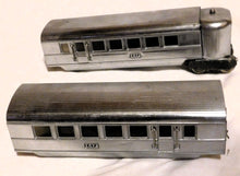 Load image into Gallery viewer, Lionel Prewar FLYING YANKEE set 616 617x2 618 Chrme articulated streamliner Runs
