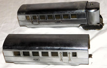 Load image into Gallery viewer, Lionel Prewar FLYING YANKEE set 616 617x2 618 Chrme articulated streamliner Runs
