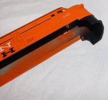 Load image into Gallery viewer, Lionel 232 New Haven A Alco Diesel w/BLACK PILOT/Apron 1962 Runs Scarce INTERESTING
