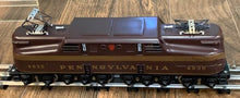 Load image into Gallery viewer, John Daniels GG-1 4935 w/sound Standard Gauge engine Runs Tuscan Dual motors JAD Scarce
