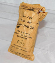 Load image into Gallery viewer, American Flyer 709 Lockout Eliminator vintage S gauge in Envelope w/instructions
