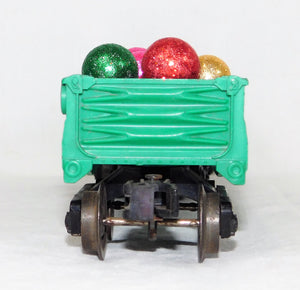 Lionel 6142 Classc Green Gondola w/Giant Christmas Ornaments Load Postwar custom