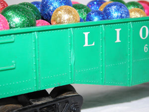 Lionel 6142 Classc Green Gondola w/Giant Christmas Ornaments Load Postwar custom