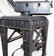 Load image into Gallery viewer, Lionel 6-24134 Bethlehem Steel Operating Gantry Crane Bucyrus Erie Clamshell Bucket
