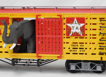 Load image into Gallery viewer, Bachmann G Scale 98171 Stock Car w/ Elephant Emmett Kelly All Star CIRCUS
