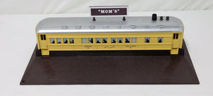 Lionel 6-12771 Roadside Diner Mom's Smoking lited restaurant accessory Boxed O/S