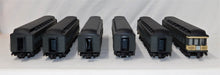 Load image into Gallery viewer, Lionel 6-19060 New York Central 6 Car 18&quot; Heavyweight Set Commodore Vanderbilt 19060 NYC

