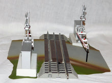 Load image into Gallery viewer, Lionel 6-12062 Fastrack Grade Crossing w/ Gates Flashers &amp; Bell Sound C-7 Wrking
