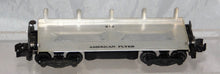Load image into Gallery viewer, American Flyer 914 Auto Log Dump Car 1957 Aluminum tray Works great w/712, button
