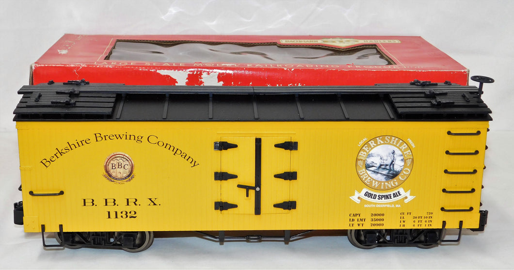 Bachmann 93265 Berkshire Brewing Co Golden Spike Wood Reefer Metal Wheels Ggauge