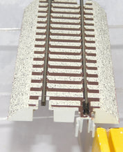 Load image into Gallery viewer, S Helper Service #00297 SIX PCS 5&quot; STRAIGHT track S scale roadbed style C7 half
