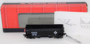 Atlas 1864 Black 2 Bay Offset Side Hopper Erie #28017 HO Scale Boxed NOS train