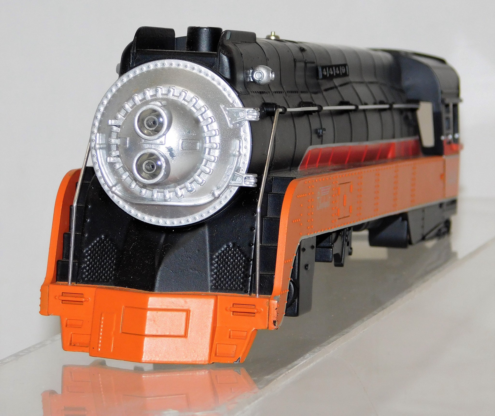 MTH 4449 Southern Pacific Daylight GS-4 SP 4-8-4 J-Class Steam