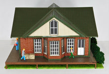 Load image into Gallery viewer, Menards O Scale Menardsville Train Station Fully Assembled Lighted Figures LEDs
