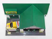 Load image into Gallery viewer, Menards Dave&#39;s Garage Towing Tires TuneUps O Gauge Assembled Lighted Figrs C8 Serv
