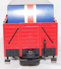 Load image into Gallery viewer, LGB 4021 CT The Christmas Train Hi Side Gondola w/ Blue Present inside G scale
