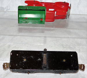 Marx Trains #562 Flatcar w/red & green stake truck 6" tinplate WOOD wheels ORIGINAL