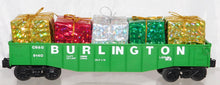 Load image into Gallery viewer, Lionel Trains BURLINGTON CHRISTMAS gondola w/ Large Present Load O 027 CB&amp;Q C-7
