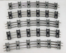 Load image into Gallery viewer, Lionel 6-65572 072 track curved tubular 3 rail 72&quot; diameter 5 pcs C8 wide CLEAN
