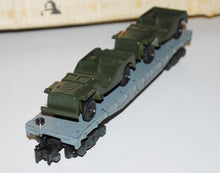 Load image into Gallery viewer, ORIGINAL 1959 American Flyer 20525 Banker&#39;s DEFENDER USMC military SET BOXED ODDITY DUAL stamping on box 20520/ 05
