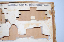 Load image into Gallery viewer, ORIGINAL 1959 American Flyer 20525 Banker&#39;s DEFENDER USMC military SET BOXED ODDITY DUAL stamping on box 20520/ 05
